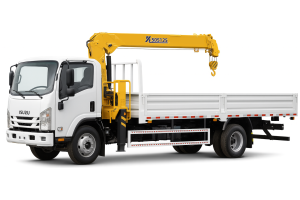 Бортовой ISUZU ELF 700P с КМУ XCMG SQS125 5т Бортовой ISUZU ELF 700P с КМУ XCMG SQS125 5т